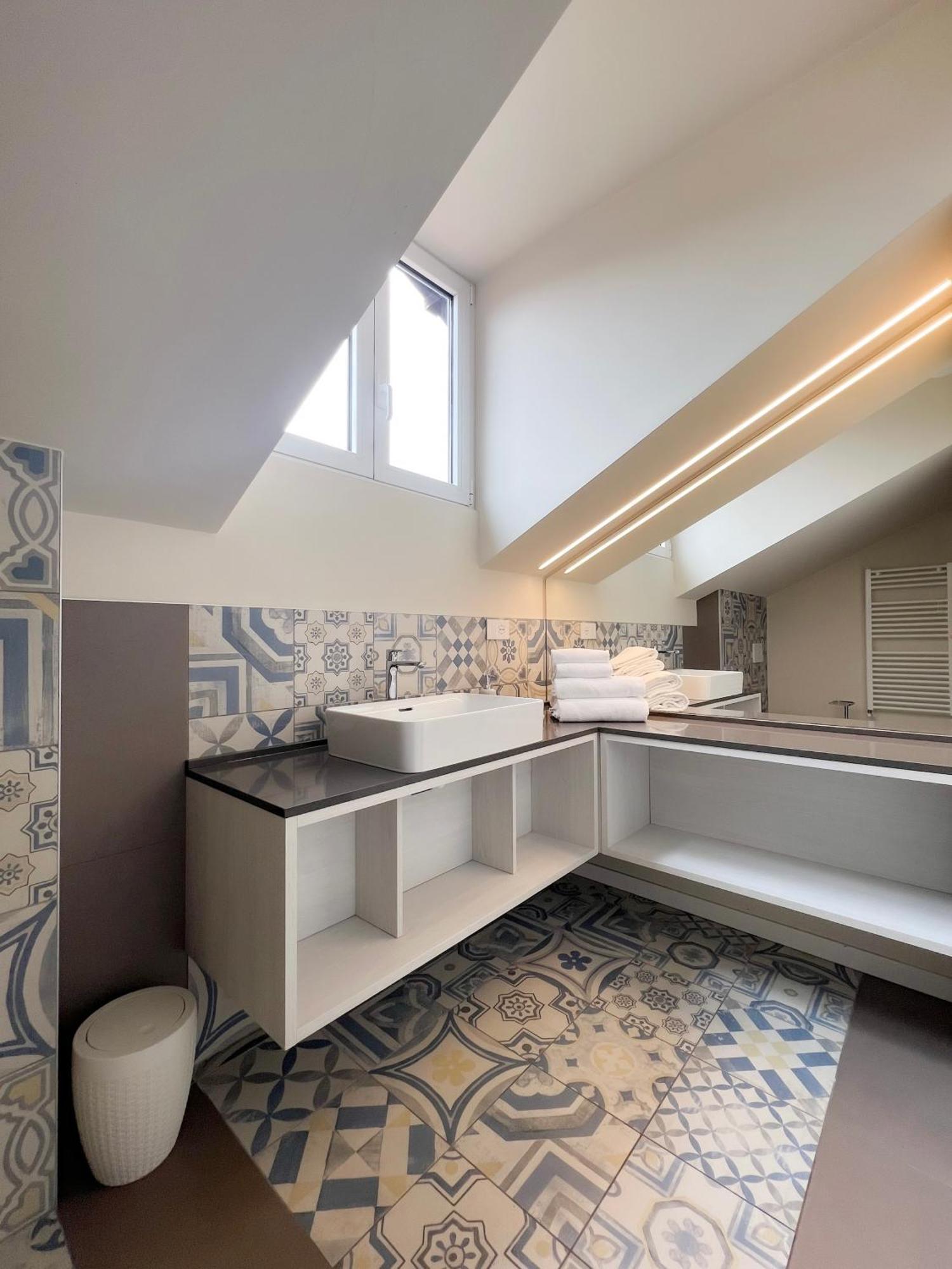 Comecasa 10 Minutes Walk From Duomo 2 Bedroom Apartment ميلان المظهر الخارجي الصورة