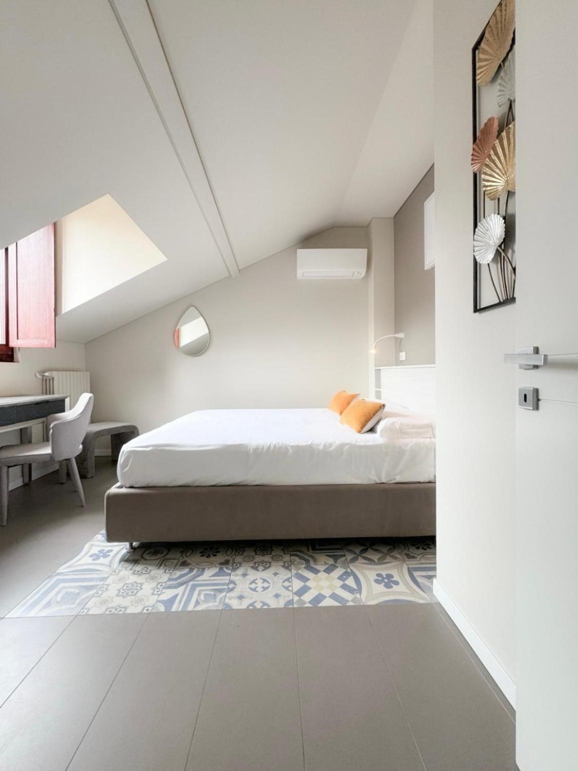Comecasa 10 Minutes Walk From Duomo 2 Bedroom Apartment ميلان المظهر الخارجي الصورة