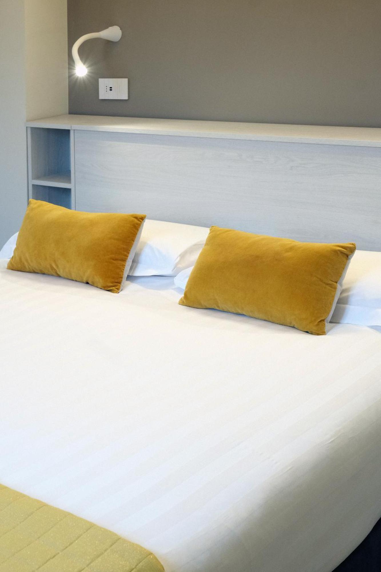 Comecasa 10 Minutes Walk From Duomo 2 Bedroom Apartment ميلان المظهر الخارجي الصورة