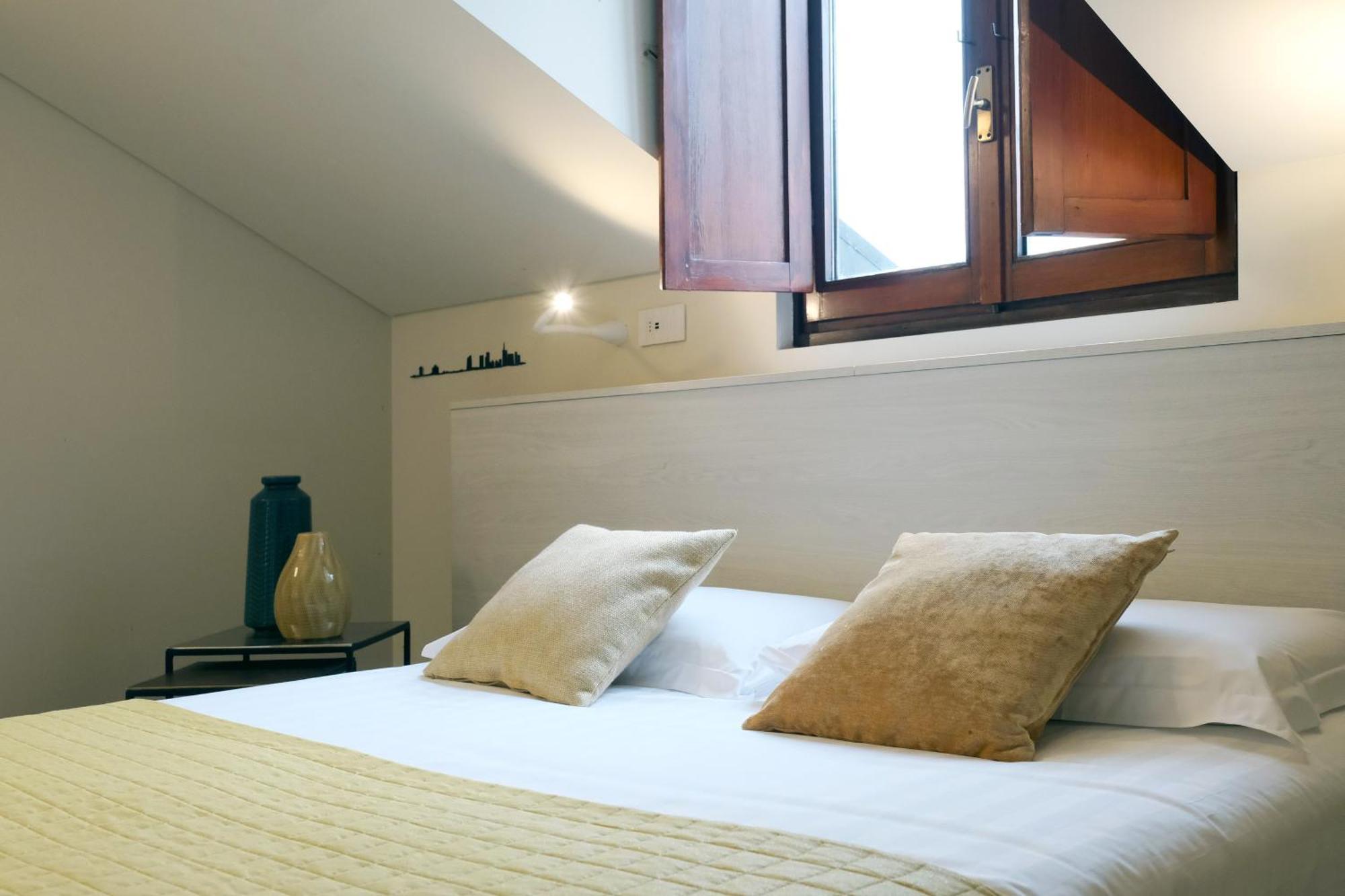 Comecasa 10 Minutes Walk From Duomo 2 Bedroom Apartment ميلان المظهر الخارجي الصورة