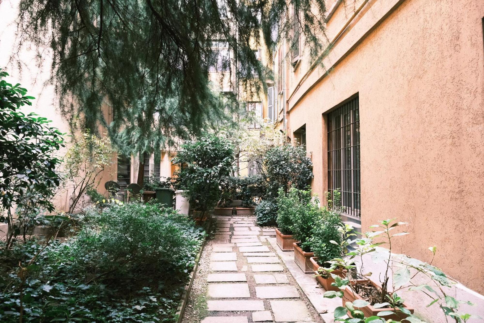 Comecasa 10 Minutes Walk From Duomo 2 Bedroom Apartment ميلان المظهر الخارجي الصورة